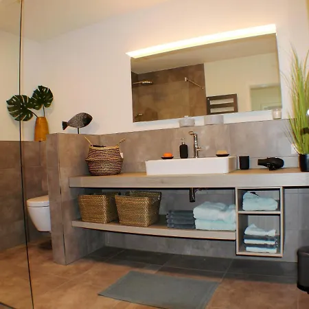 Ferienwohnung Husenbude Im Sonnigen Apartamento Kellenhusen