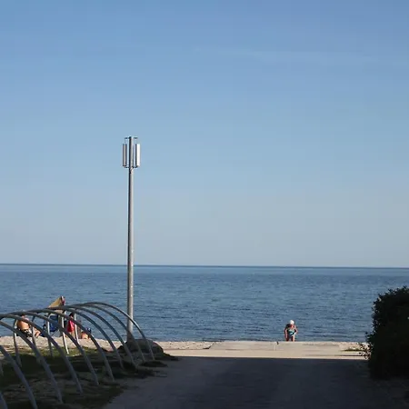 Ferienwohnung Husenbude Im Sonnigen Apartamento Kellenhusen